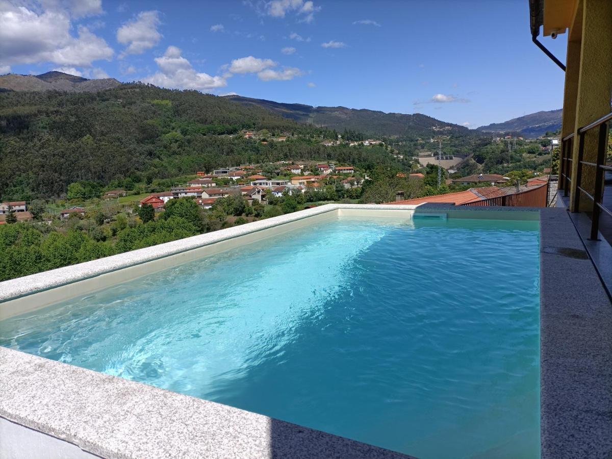 Casa Amarela Da Canicada Vieira do Minho Kültér fotó